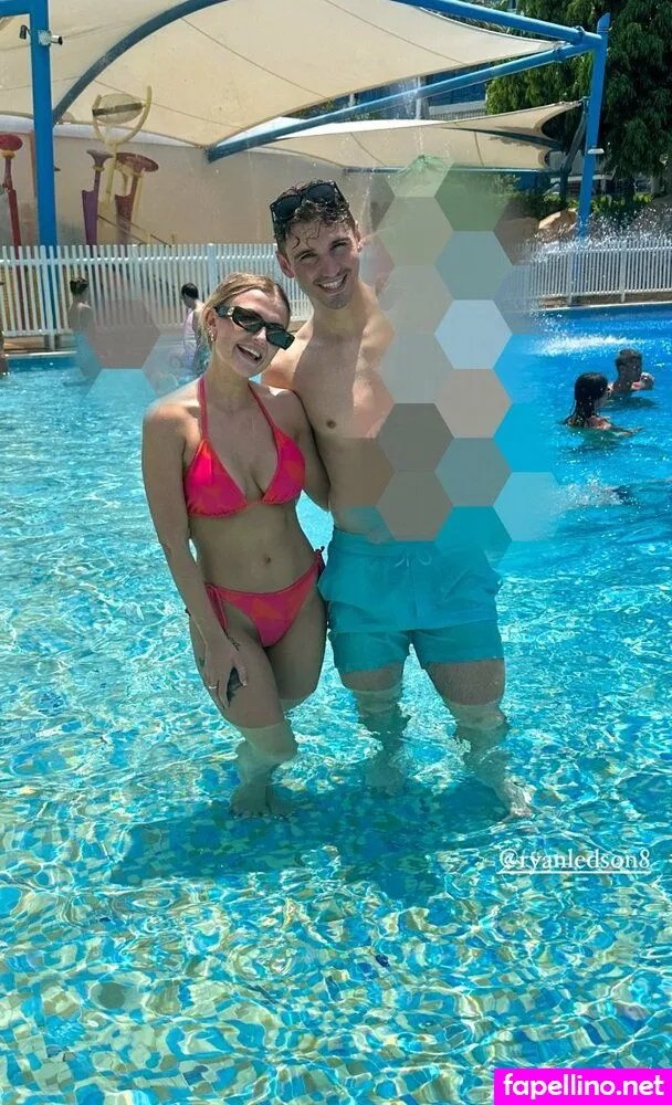 Corrie, lucyfallonx Nude Leaked OnlyFans Photo #9AjlgNmMAH