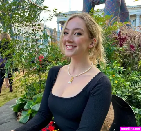 Lucy Green OnlyFans Thumbnail #tH7lH5xkE4