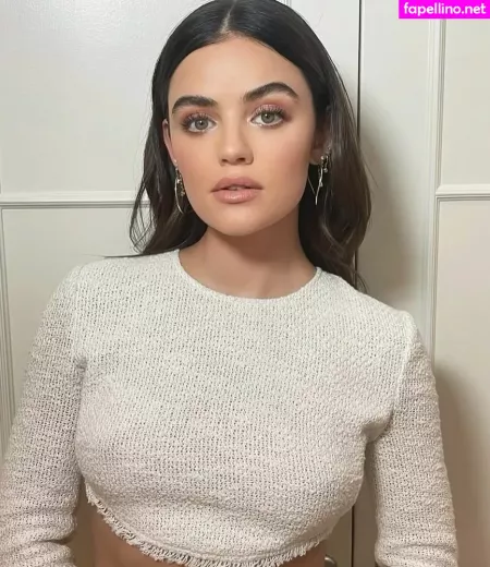 Lucy Hale 1 OnlyFans Thumbnail #rl1xQQEVet