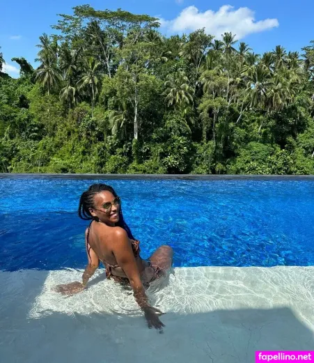 Lucy Hedges Main Profile Photo