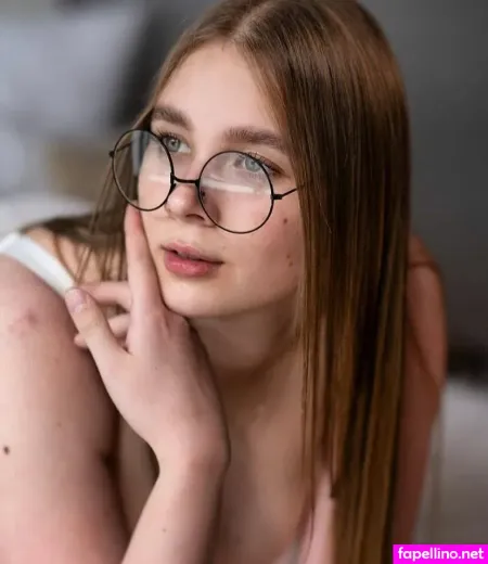 Lucy Laistner 1 photo