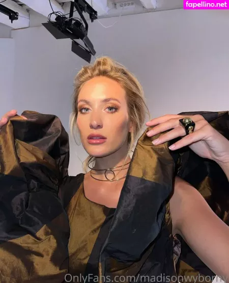 Lucy Love98 OnlyFans Thumbnail #clDXJHYdGv