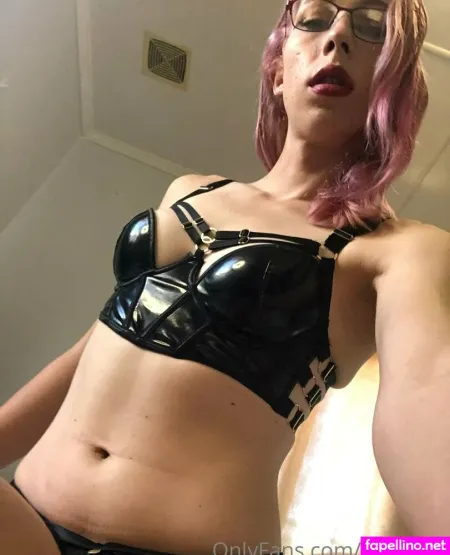 Lucy Lux OnlyFans Thumbnail #lTp4PswYZs