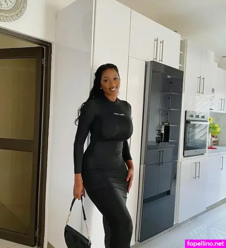 Lucy Malangh OnlyFans Thumbnail #D4vVdEqsps