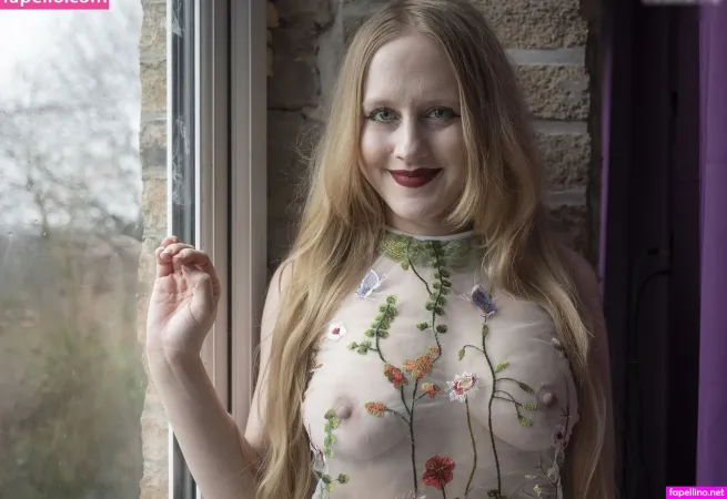 Lucy Muse OnlyFans Thumbnail #DFICsnUYc2