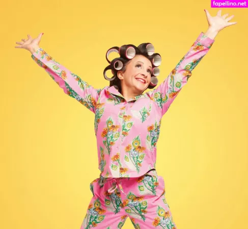 Lucy Porter OnlyFans Thumbnail #NieoheXkW0