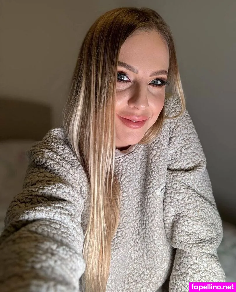 lucy_robinson Nude Leaked OnlyFans Photo #OOBY3X2CHv