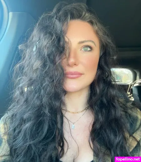 Lucy Shay OnlyFans Thumbnail #npETQRH6eP