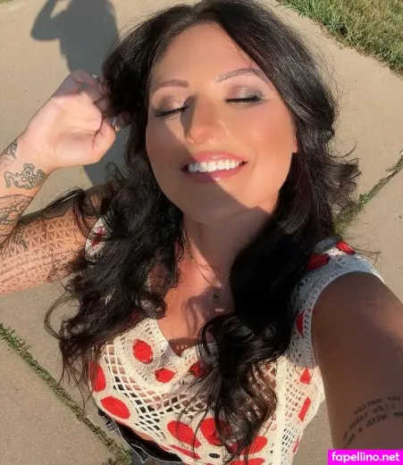 Lucy Shay OnlyFans Thumbnail #nyhc3afEwu