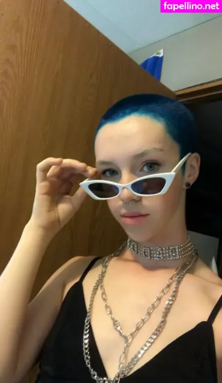 Lucy Snow OnlyFans Thumbnail #aRckwwKm76