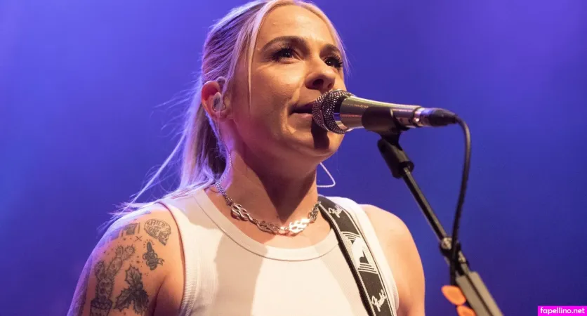 Lucy Spraggan OnlyFans Thumbnail #hOeEjYwrXv