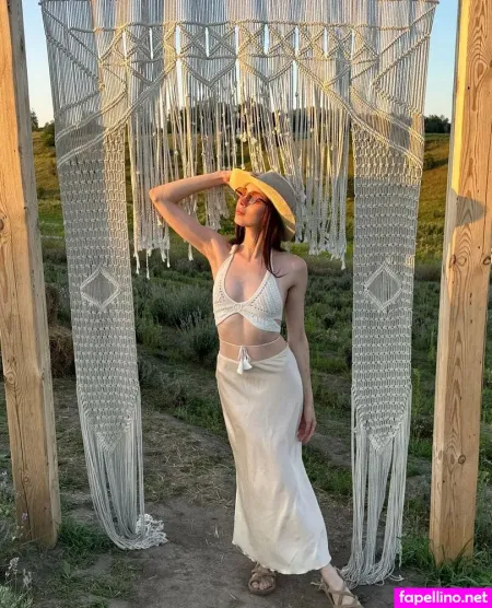 Lucy Twinkle OnlyFans Thumbnail #remgXLKsFA