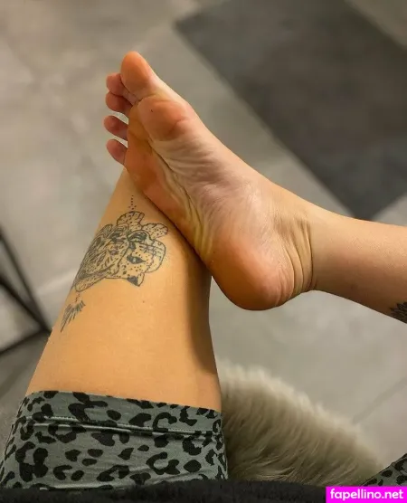 Lucy Urgoddess OnlyFans Thumbnail #PenEmOxEGi