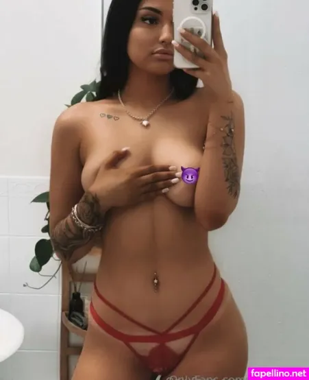 Lucy Wallace OnlyFans Thumbnail #HIg2C3y5Ml