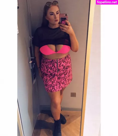 Lucy Whittingham OnlyFans Thumbnail #oAVwIa7I2T