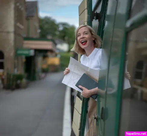 Lucy Worsley OnlyFans Thumbnail #dYxxMrLakz