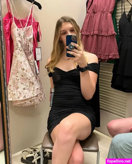 Lucyaura OnlyFans Thumbnail #QtGfOo3iT5