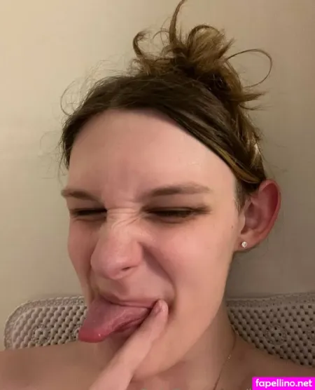 Lucyaura OnlyFans Thumbnail #SttH9kvaik