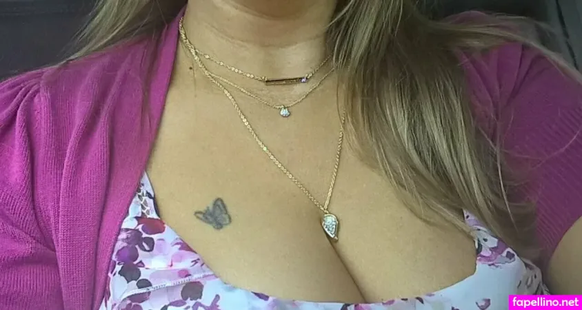 Lucycarey OnlyFans Thumbnail #Q4xF0gloU6