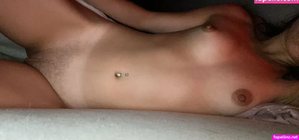 Lucycherryfree OnlyFans Thumbnail #YWWPc8qtLw