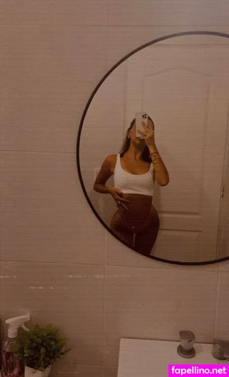 Lucygreyonly OnlyFans Thumbnail #0m1FRCU8DE