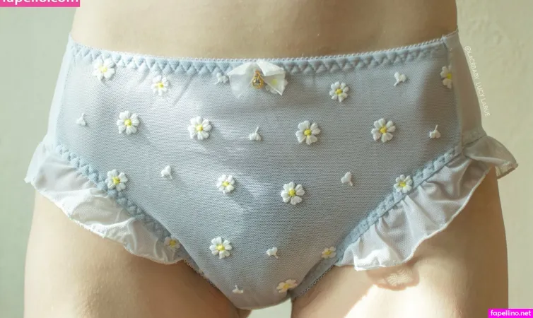 Lucylarue OnlyFans Thumbnail #Nk9bzDNOoc