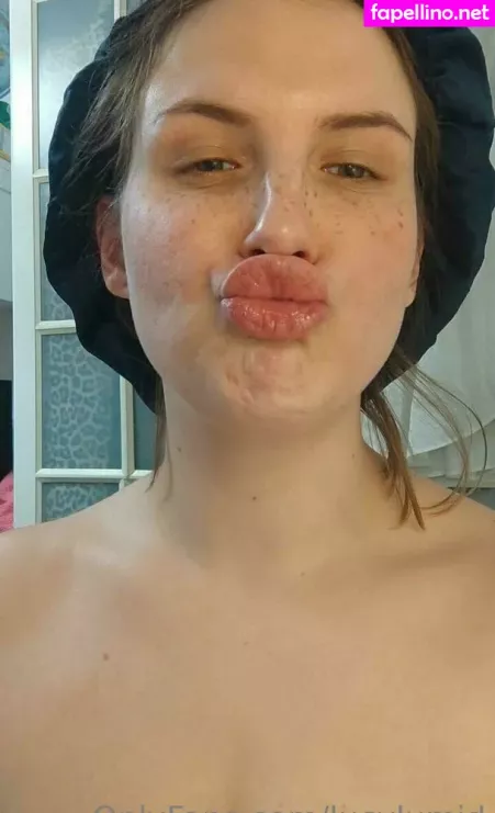 Lucylumid OnlyFans Thumbnail #94b4Kdp7x8
