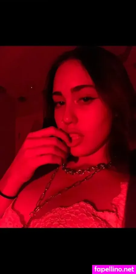 Lucylust 18 OnlyFans Thumbnail #95EJ4guvnL