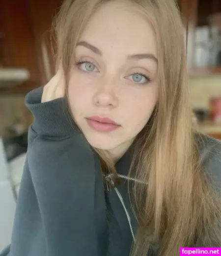 Lucymozzie OnlyFans Thumbnail #QU5MnNx14I