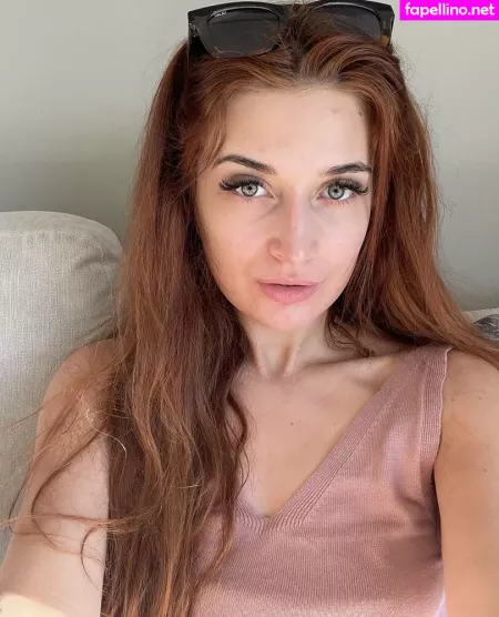 Lucyraine OnlyFans Thumbnail #GO61NmchJZ