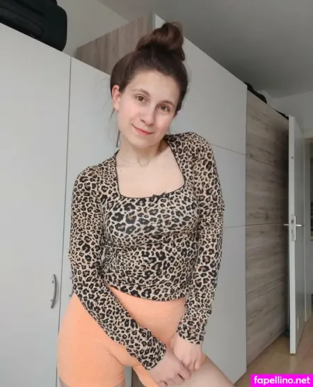 Lucyschiller OnlyFans Thumbnail #qIb3d2aZG1