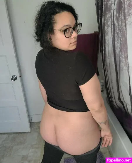 Lucysemporiumvip OnlyFans Thumbnail #IO9BmdBL2t