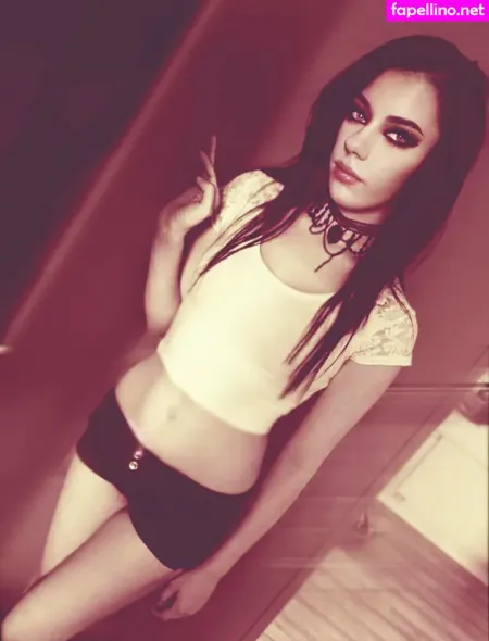 Lucyvampi OnlyFans Thumbnail #i0fowHkNfL