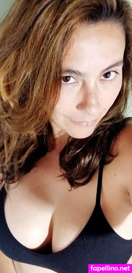 Lucyvermelha OnlyFans Thumbnail #kqjJX2SJcL