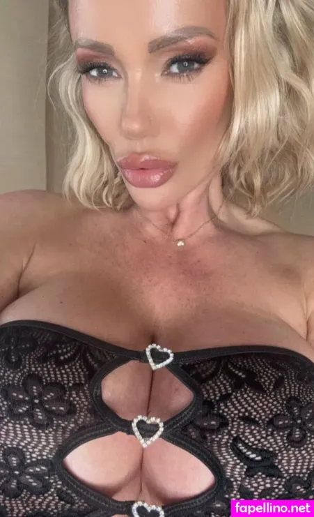 Lucyzara 2 Main Profile Photo