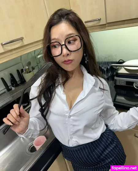 Lucyzhao OnlyFans Thumbnail #vq5ZrSXzjA