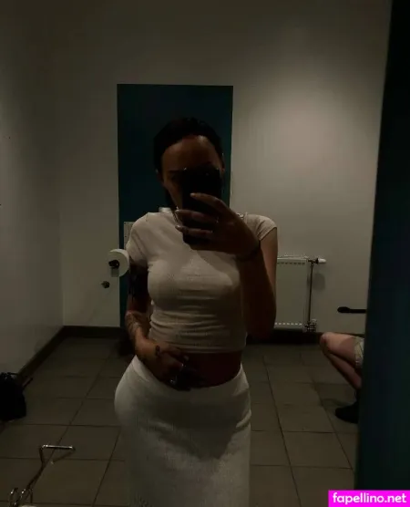 Luderlisa OnlyFans Thumbnail #0cDLW1EEpc