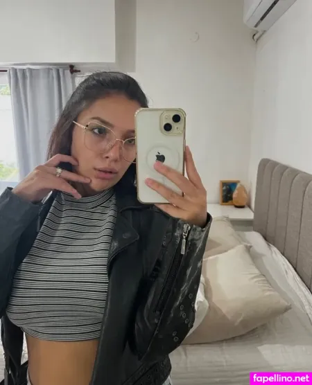 Ludmilababe OnlyFans Thumbnail #Vrv7Th3z9v