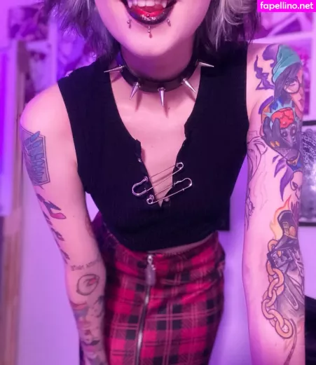 Luh Setra OnlyFans Thumbnail #0j9uUlYGwq