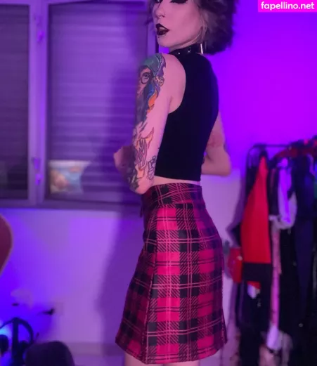 Luh Setra OnlyFans Thumbnail #2u8nX4dgbp