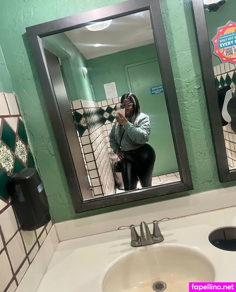 luh.baddie.bae, luhthiccbaddiebae Nude Leaked OnlyFans Photo #BulcHBWWbm