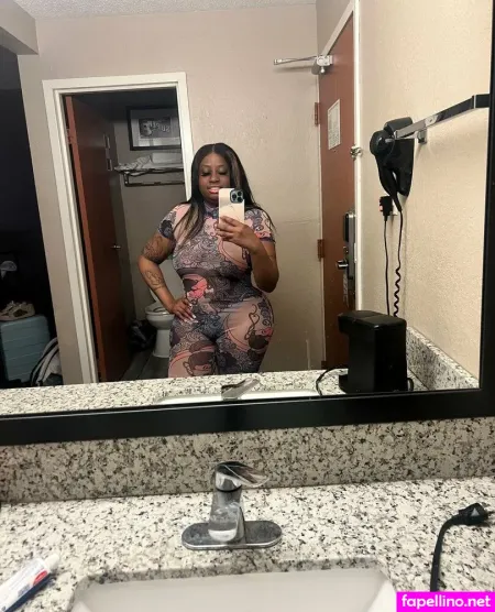 Luhthiccbaddiebae OnlyFans Thumbnail #GcxQ85lFAY