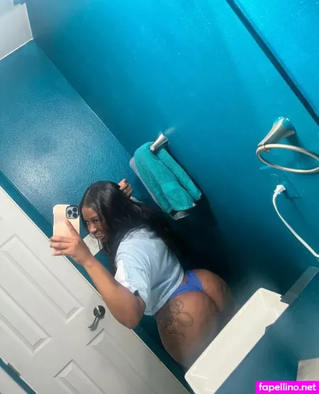 Luhthiccbaddiebae OnlyFans Thumbnail #VIOlGJvh0P