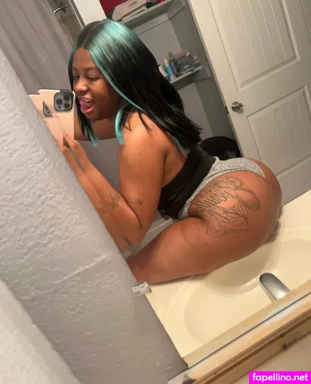 Luhthiccbaddiebae OnlyFans Thumbnail #vrJ6hjHYg5