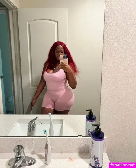 Luhthiccbaddiebae OnlyFans Thumbnail #yaq6vdg1p9