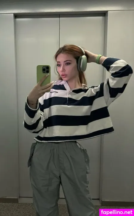 Luisa Firee OnlyFans Thumbnail #F5rX7wu50n