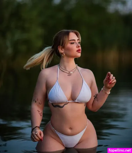 Luisa Frh OnlyFans Thumbnail #baC364Jgat