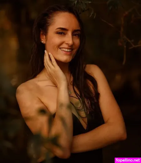 Luisa Goldhammer OnlyFans Thumbnail #1c6ICQFX8H