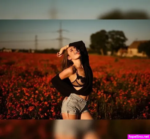 Luisa Goldhammer OnlyFans Thumbnail #jtMil1igxS