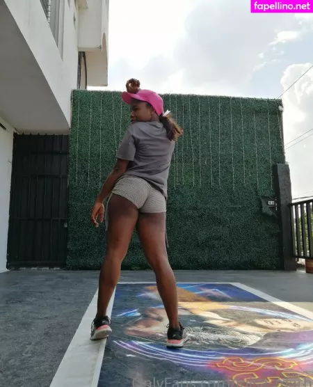 Luisa Marh OnlyFans Thumbnail #BiznQbv6eG